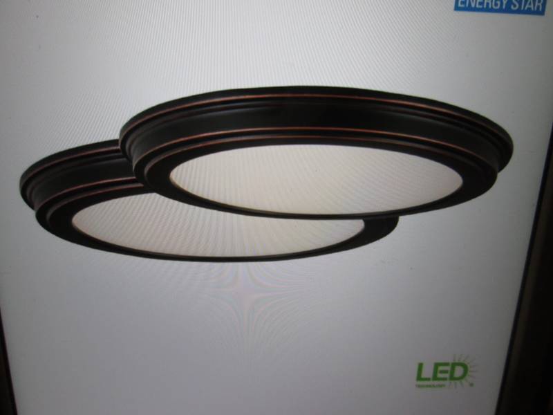lot 102 image: Commercial Electric 2-Pack 13 180-...