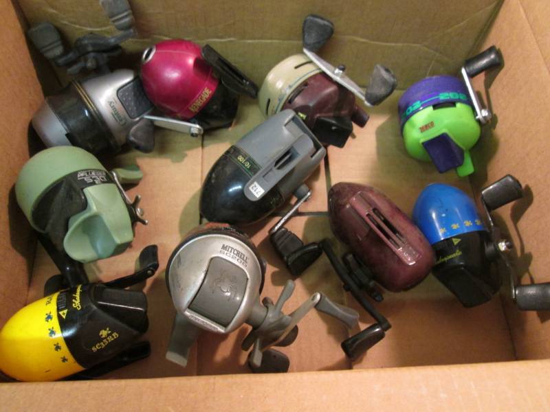 lot 134 image: Lot of 10 Misc Fishing Reels All lo...