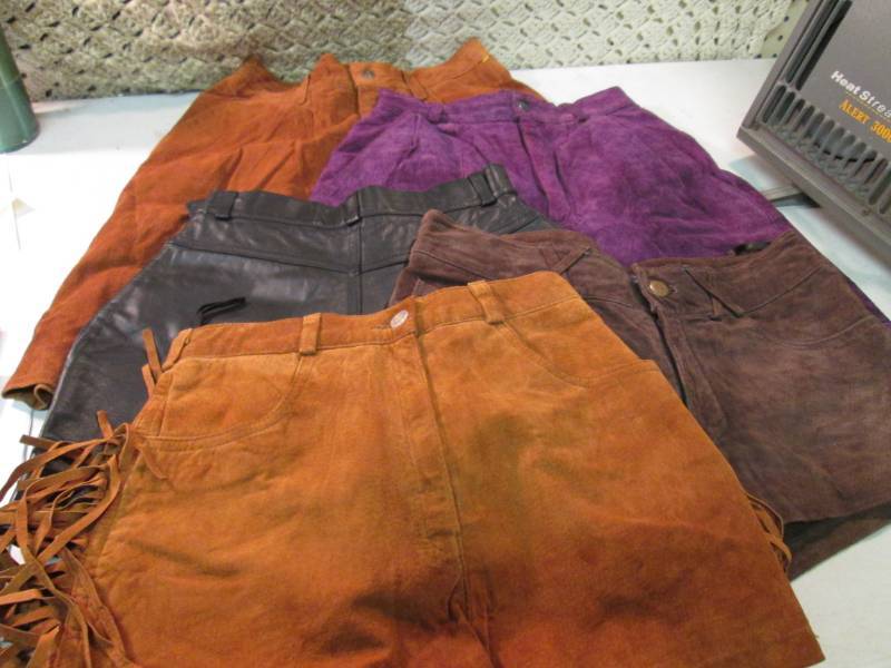 lot 142 image: Lot of 5 Misc Pairs of Leather Shor...