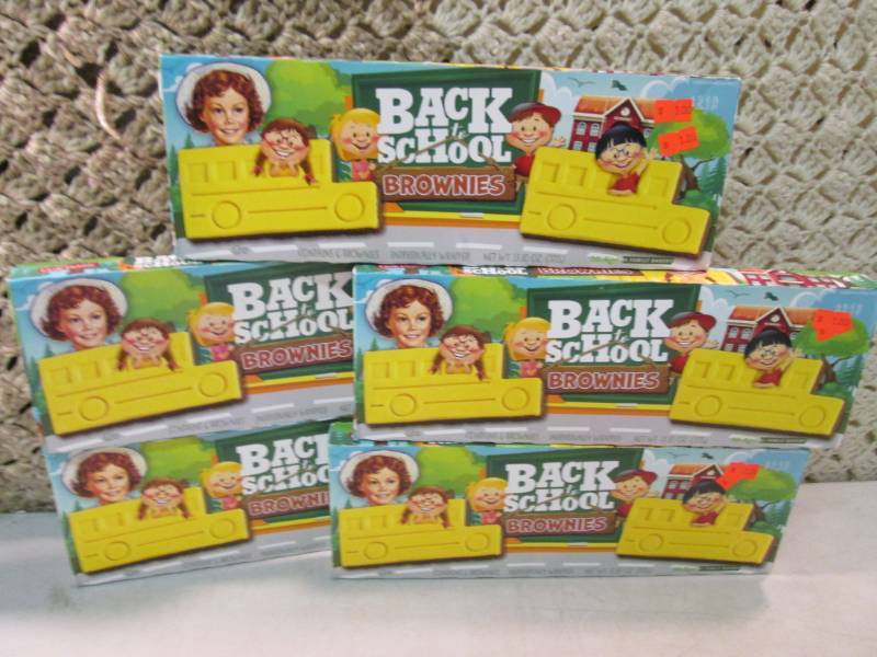 lot 163 image: 5 Boxes of Little Debbie Back to Sc...