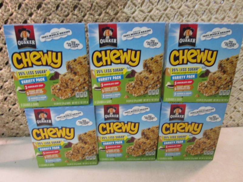 lot 203 image: 6 Boxes of Quaker Chewy Variety Pac...