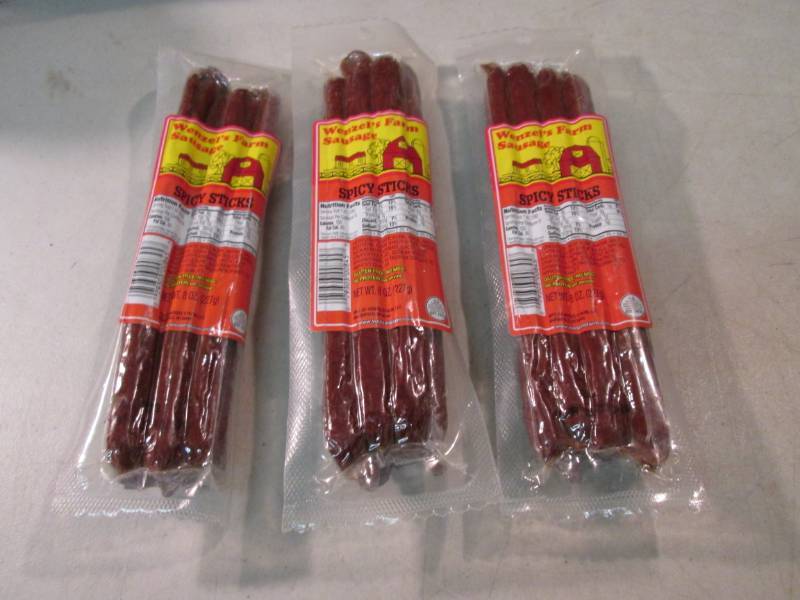 lot 211 image: 3 Packs of Wenzels Farm Sausage Spi...