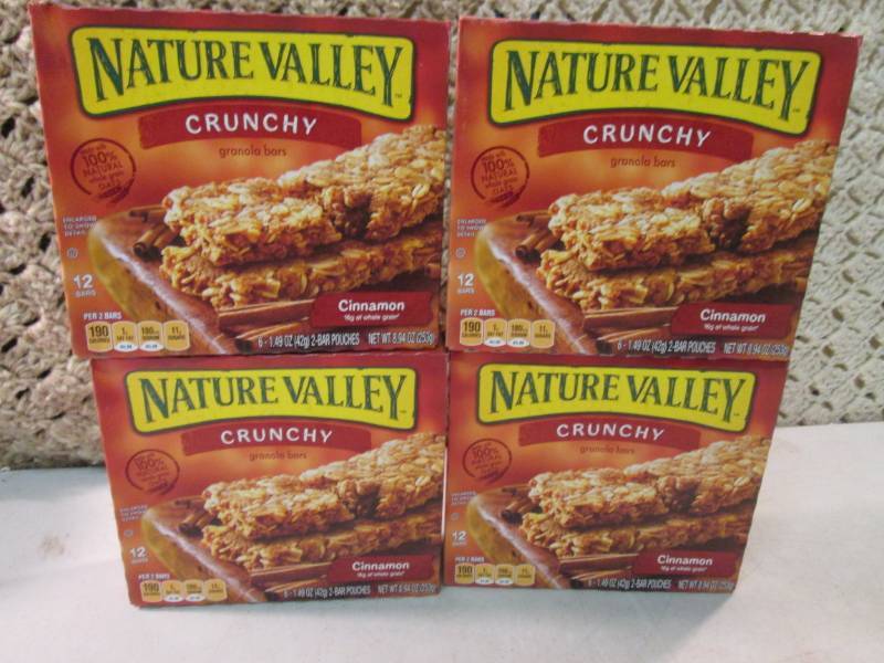 lot 249 image: 4 Boxes of Nature Valley Crunchy Ci...