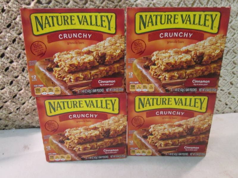 lot 250 image: 4 Boxes of Nature Valley Crunchy Ci...