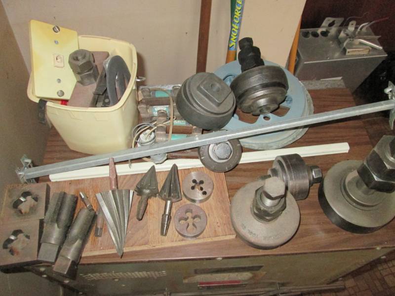 lot 14 image: Lot of tap and die tooling...