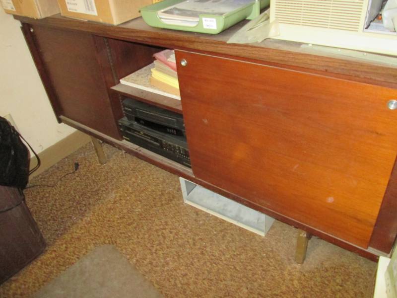 lot 35 image: Vintage cabinet with contents...