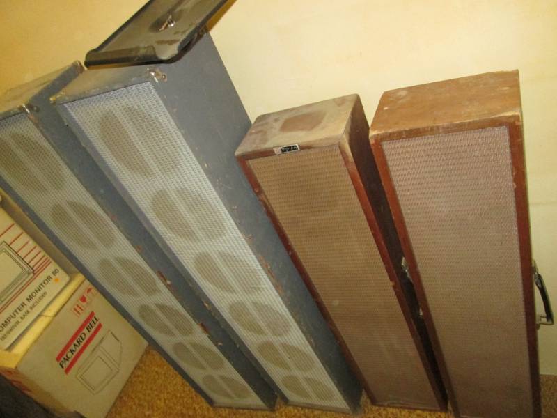 lot 52 image: 4 older stage speakers, untested...