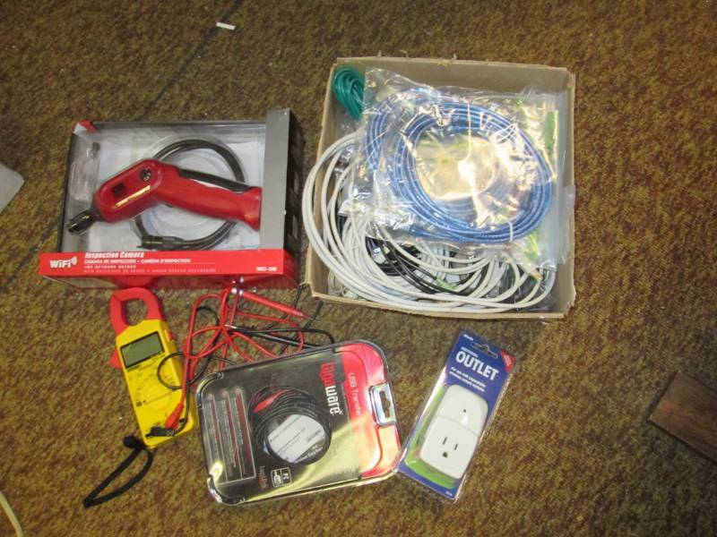 lot 69 image: Lot of electrical items...