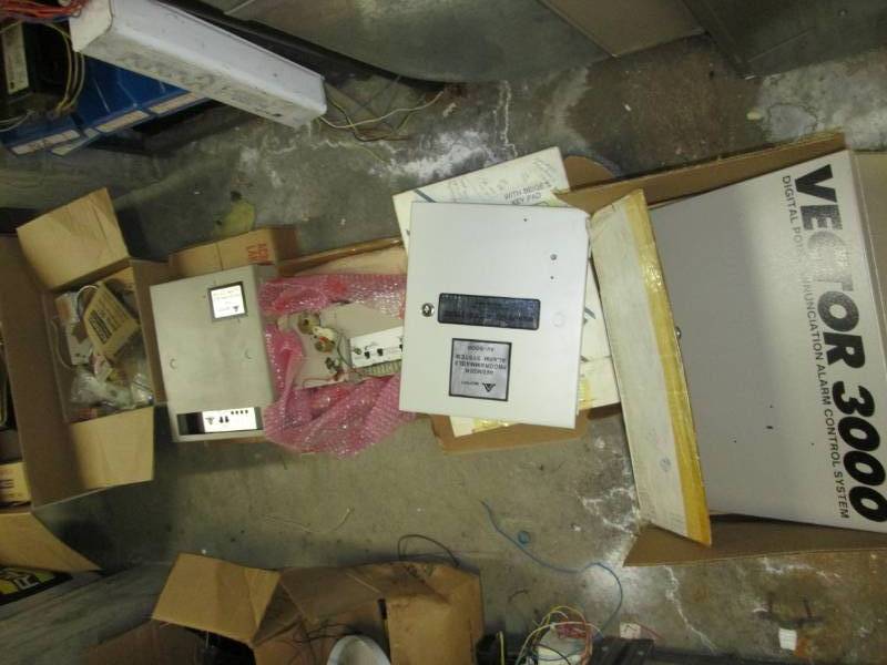 lot 77 image: Lot of alarm systems and alarms...