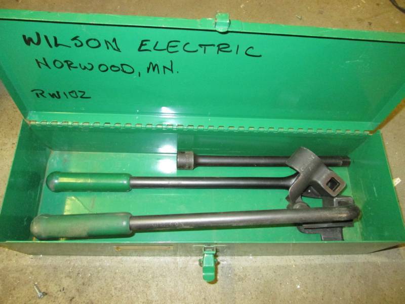 lot 97 image: Greenlee 796 cable bender...