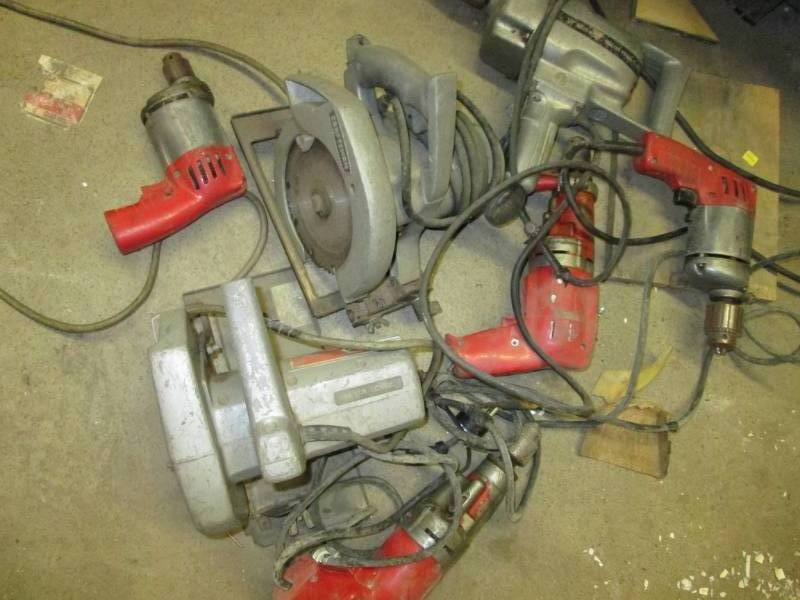 lot 151 image: Lot of older power tools...