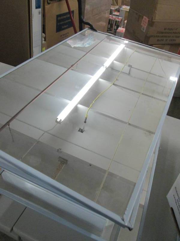 lot 23 image: Out of Box Medicine Cabinet 16x 26 ...