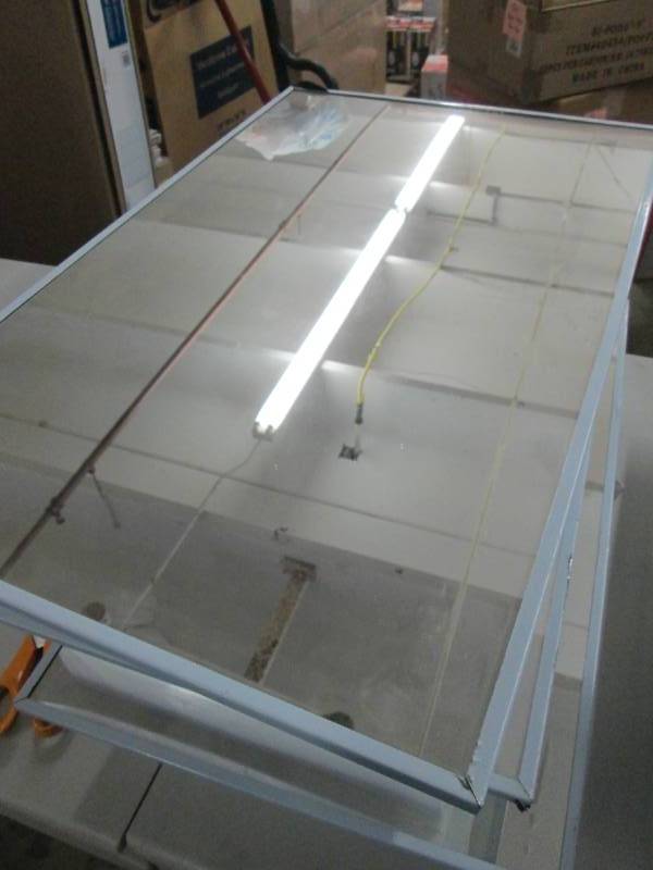 lot 24 image: Out of Box Medicine Cabinet 16x 26 ...