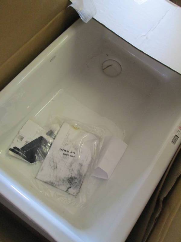 lot 30 image: Kohler Whitehaven Undermount Apron-...
