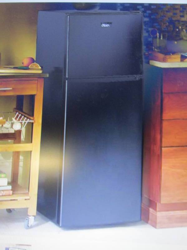 lot 155 image: 4.6 Cu. Ft. Black RefrigeratorFree...