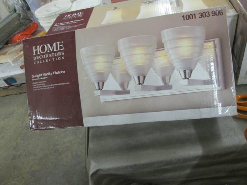 lot 186 image: Home Decorators Collection Bovoni 3...