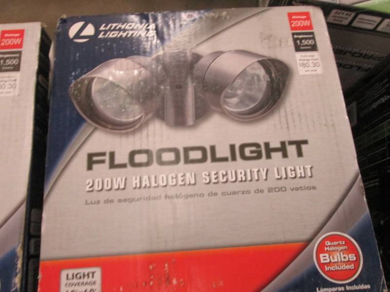 lot 210 image: Lithonia Lighting 2-Lamp Outdoor Br...