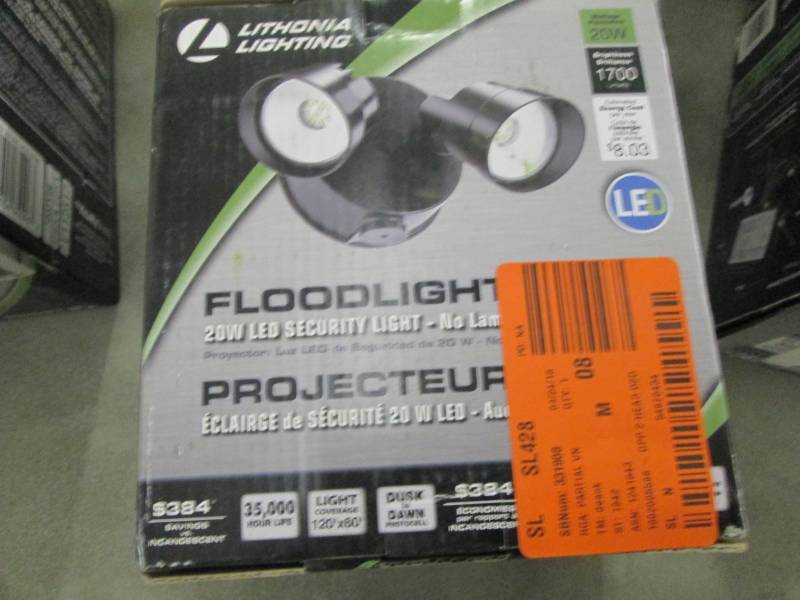 lot 213 image: Lithonia Lighting OVFL Adjustable T...