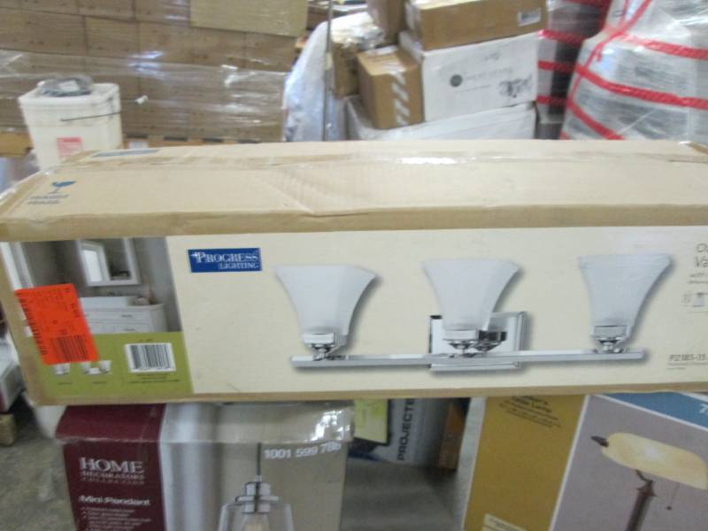 lot 216 image: Progress Lighting Oasis Collection ...