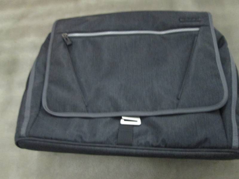 lot 235 image: American Tourister LaptopMessenger...