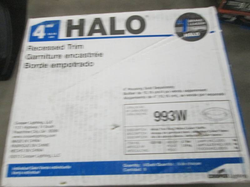 lot 262 image: Halo 993 Series 4 in. White Recesse...
