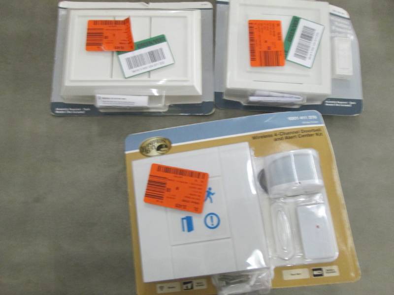 lot 292 image: Lot of 3 Doorbells...