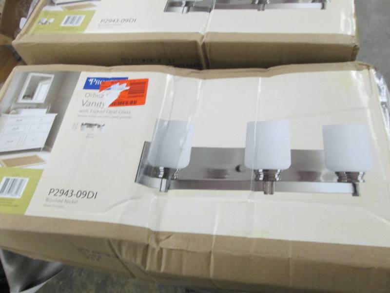 lot 323 image: Progress Lighting Orbitz Collection...