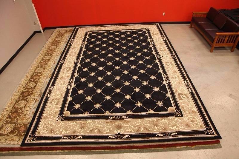 lot 3A image: Churchill 12 x 15 Large Area Rug BlackDesign