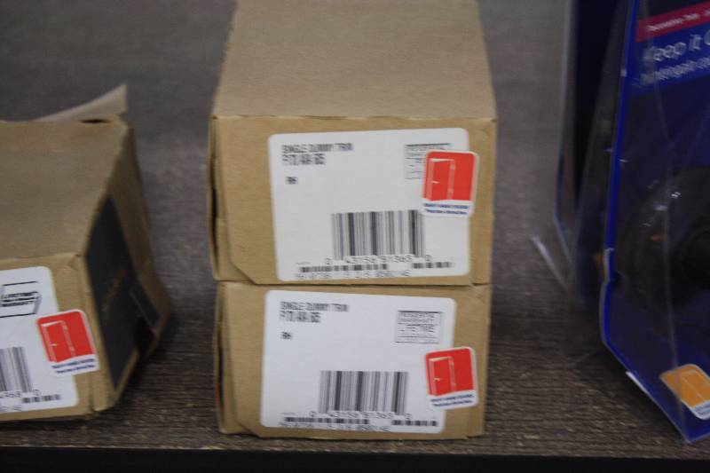 lot 94A image: Avanti Right Handed Lever Non-Turning Lock, Bright Brass (F170 AVA 605 LH) - 2 Sets $40 Value