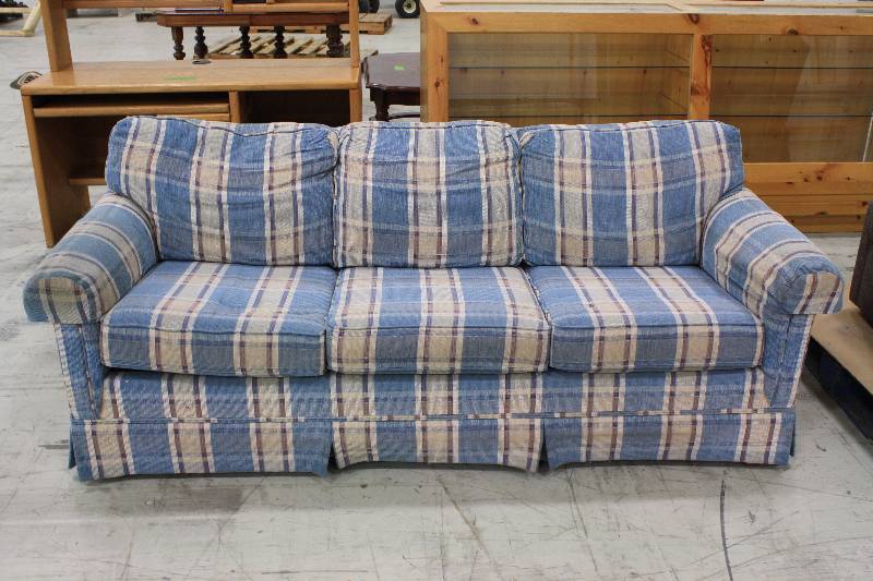 lot 182 image: Hide A Way Sofa Couch