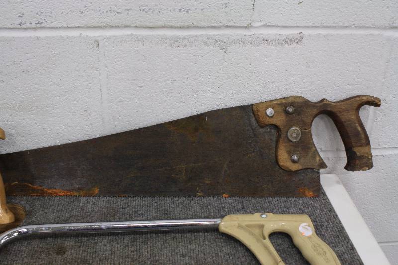lot 67 image: Hand Saws