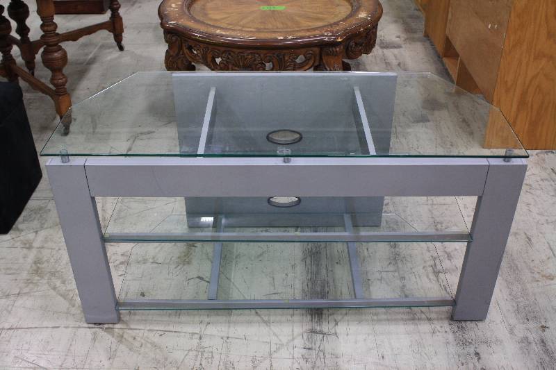 lot 170 image: TV Entertainment Stand - Glass