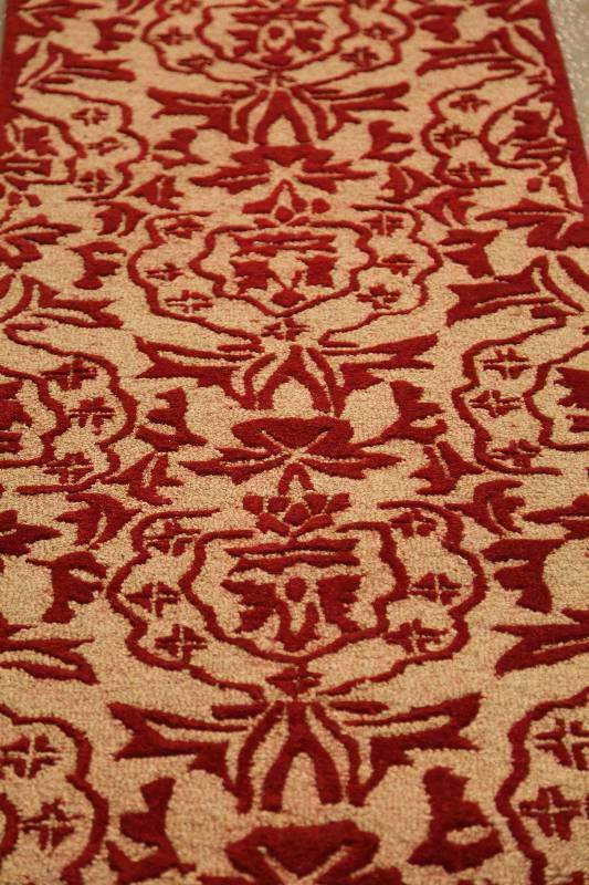 lot 128 image: 8ft Runner (Rug #41)