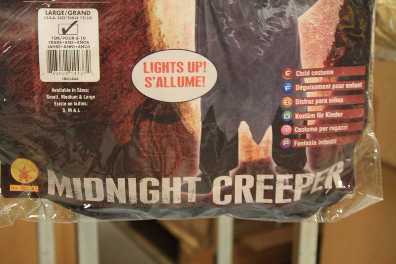 lot 192 image: Midnight Creeper Child Costume Size Large 12-14