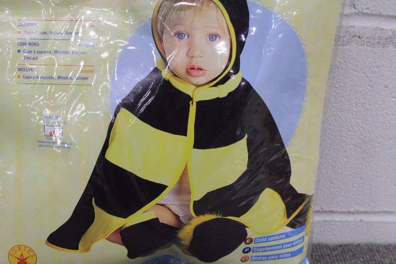 lot 215 image: Infant Bee Costume - Size 1-2 for 3-12 Months