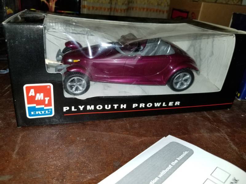 lot 305 image: AMTErtl 124 Scale Die Cast Metal Plymouth Prowler