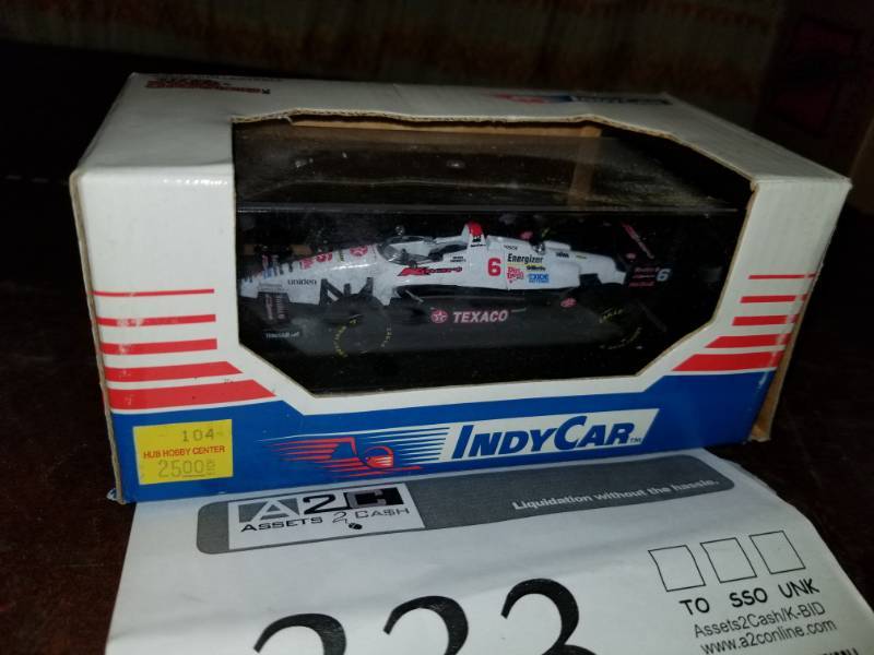 lot 333 image: Racing Champions Premier Edition 143 Scale Die Cast Metal Indy Car