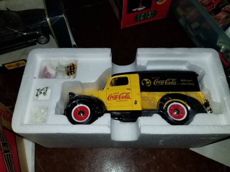 lot 303 image: Coca-Cola 1947 Canopy Delivery Van Bank