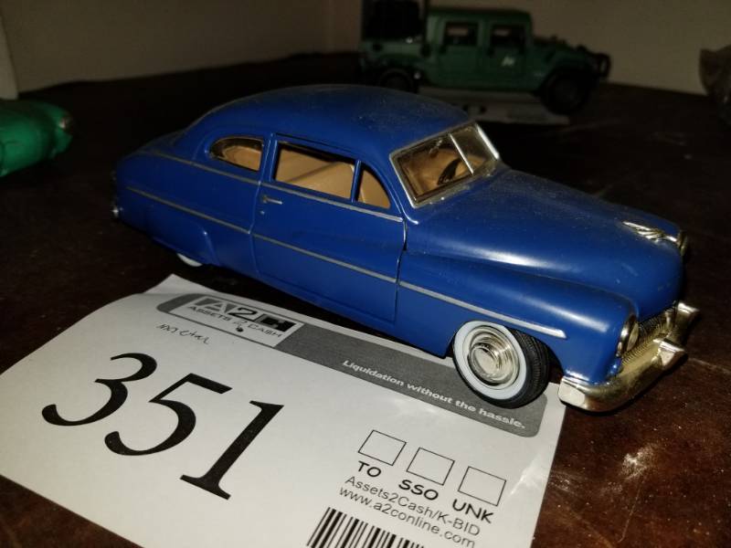 lot 351 image: 124 Scale Die Cast Metal 1949 Mercury Coupe