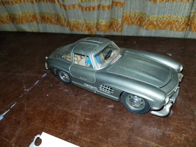 lot 342 image: Bburago 124 Scale Die Cast Metal Mercedes Benz 300 SL