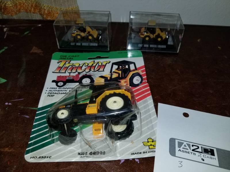 lot 369 image: Die Cast Metal Scale Tractors