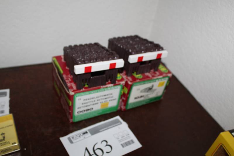 lot 463 image: LGB Scale Train Rail Stop