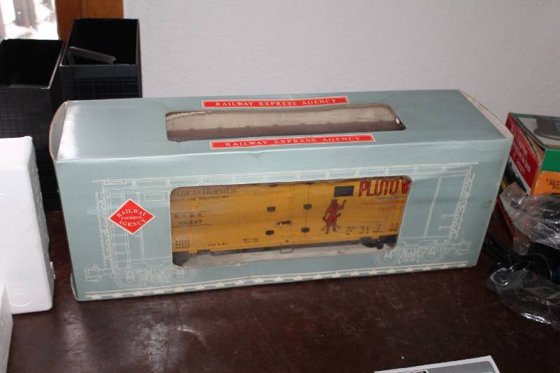 lot 509 image: Railway Express Agency Inc. Scale Train Pluto water Reefer Car