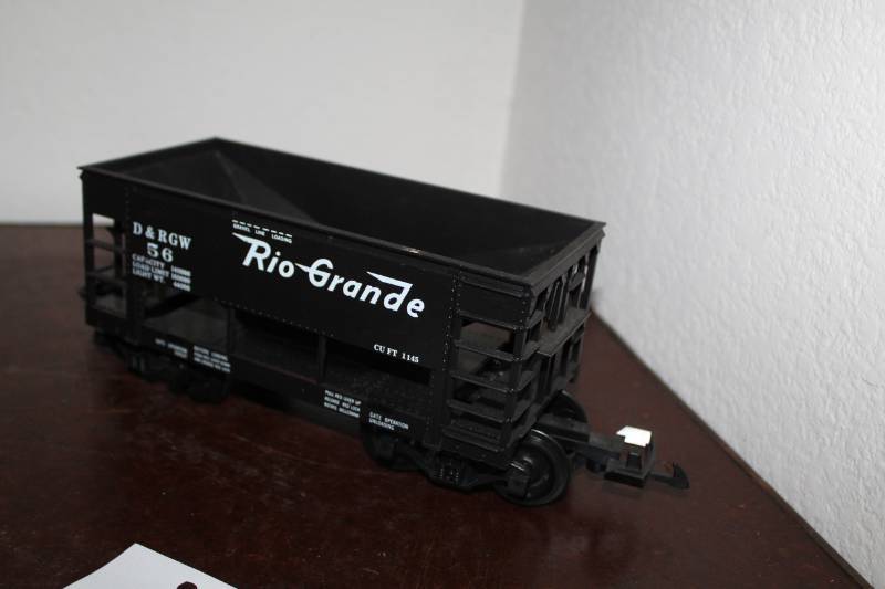 lot 497 image: Scale Train Ore Hopper Car