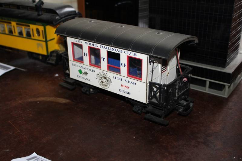 lot 488 image: 1989 LGB Scale Train Model Railroad Club Diner Car