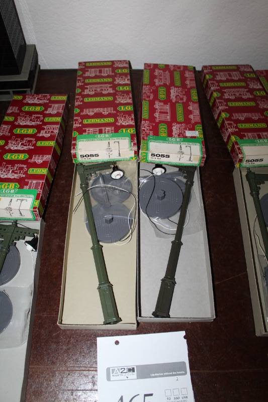 lot 465 image: LGB Scale Train Light Poles