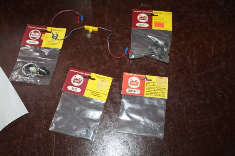 lot 541A image: LGB G-Scale Model Street Lights, Wiring
