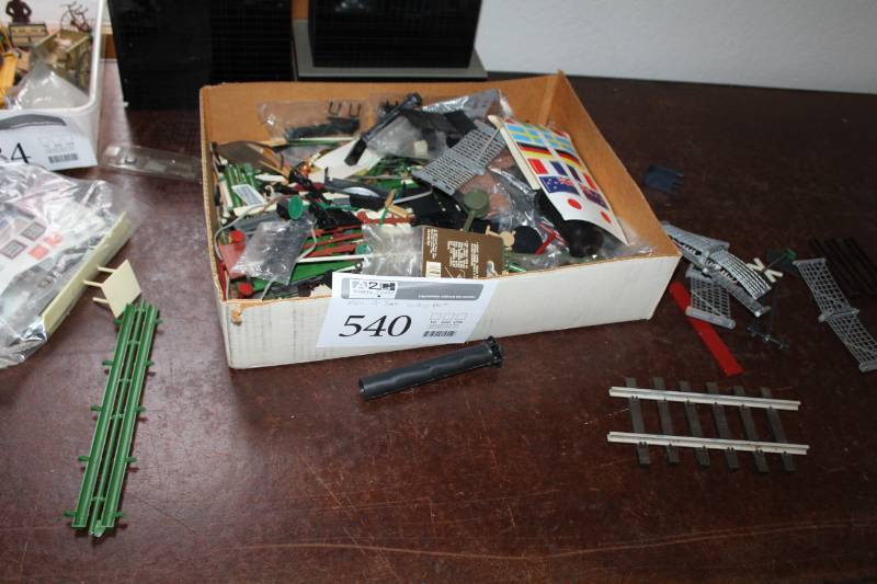 lot 540 image: G-Scale Model Building Parts