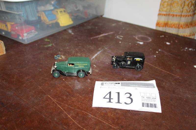 lot 413 image: Die Cast Metal Scale Panel Trucks