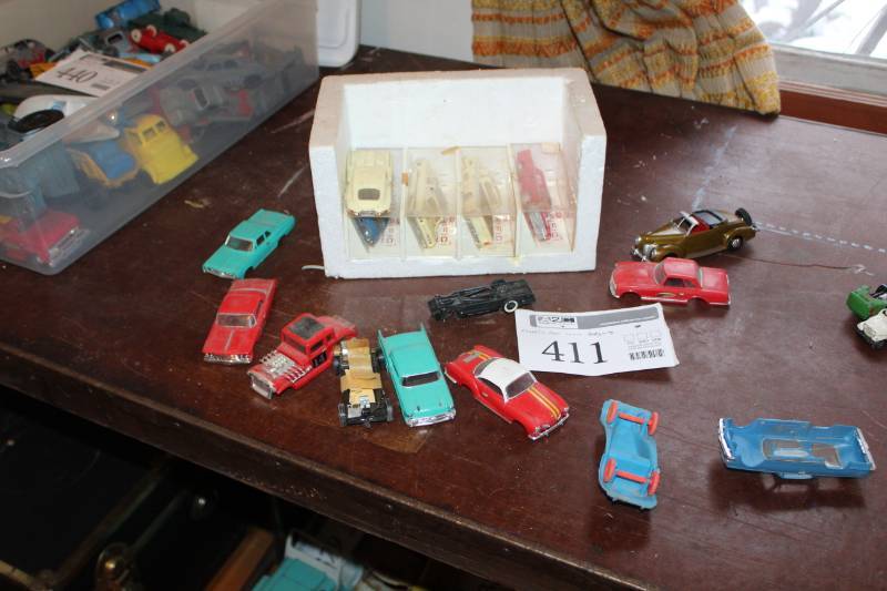 lot 411 image: Classic Car Body Shells